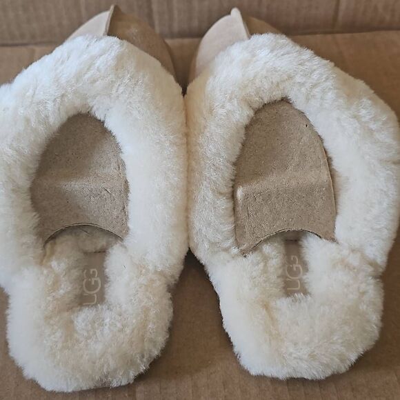 UGG Australia Scuffette II Slipper for Women. Sand size 7 New with original box - Picture 8 of 9